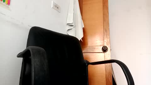 Snapshot of sissydoll_ chatting on November 9, 8:29 pm TOMY online show from November 9, 8:29 pm