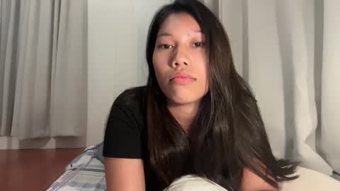 Snapshot of sissyhott chatting on November 11, 8:25 am sis online show from November 11, 8:25 am