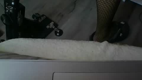 sissymia1234 online show from December 17, 3:23 am