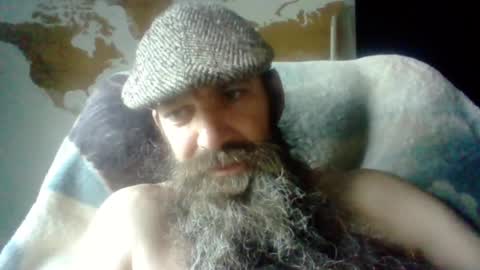 Snapshot of sitonmybeardxxx chatting on May 23, 12:20 pm sitonmybeardxxx online show from May 23, 12:20 pm