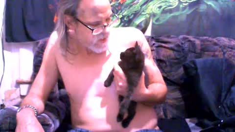 Snapshot of six_will_do chatting on January 3, 6:22 am Jimmy B online show from January 3, 6:22 am