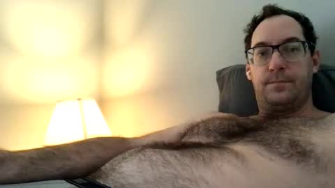 sixfootseven online show from December 4, 2:48 pm