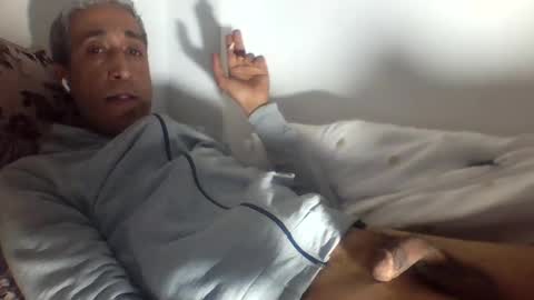 Snapshot of sixsix271 chatting on March 12, 12:31 am sixsix271 online show from March 12, 12:31 am