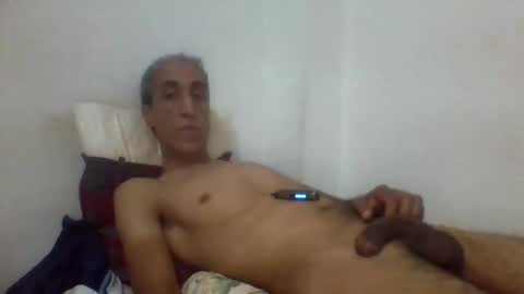 Snapshot of sixsix271 chatting on September 22, 12:01 am sixsix271 online show from September 22, 12:01 am