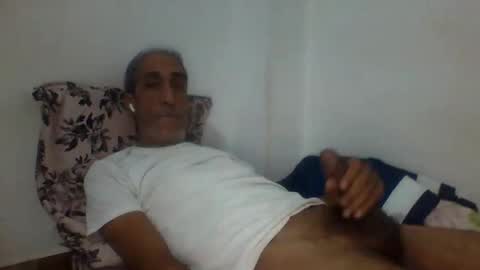 Snapshot of sixsix271 chatting on November 14, 12:42 am sixsix271 online show from November 14, 12:42 am