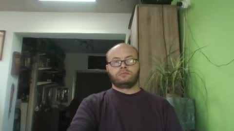 Snapshot of sixten113 chatting on February 25, 8:13 am sixten113 online show from February 25, 8:13 am