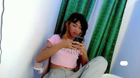 Snapshot of sizka_ford chatting on October 5, 10:46 am Sizka online show from October 5, 10:46 am