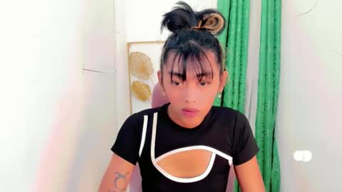 Snapshot of sizka_ford chatting on October 14, 7:09 am Sizka online show from October 14, 7:09 am