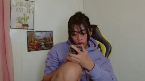 Snapshot of sizka_ford chatting on December 3, 6:43 am Sizka online show from December 3, 6:43 am