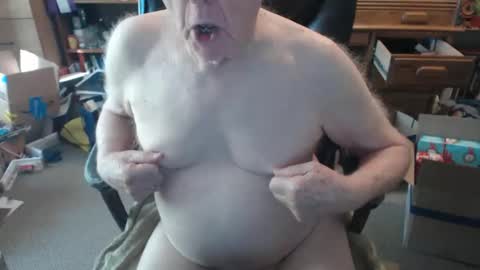 Snapshot of sjbottomboi chatting on December 1, 7:08 pm sjbottomboi online show from December 1, 7:08 pm