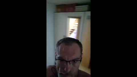 sk1993boy online show from May 20, 9:37 am