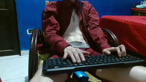 sk8sir online show from May 31, 3:41 pm