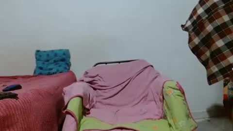 Snapshot of sk8sir chatting on July 13, 11:29 pm sk8sir online show from July 13, 11:29 pm
