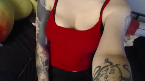 sk8t3rgurl online show from October 27, 1:09 am