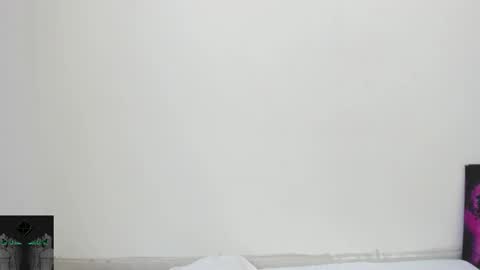 Snapshot of skady_coronado chatting on December 15, 6:59 pm skady_coronado online show from December 15, 6:59 pm