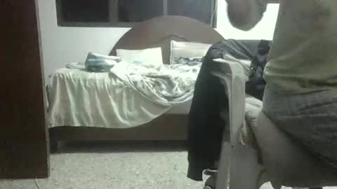 Snapshot of skanky_little_dolls chatting on November 17, 11:21 pm skanky_little_dolls online show from November 17, 11:21 pm