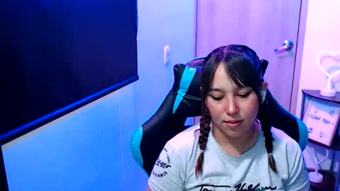Alice online show from April 29, 10:16 pm