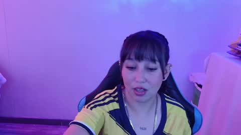 Snapshot of skarlet_adams chatting on July 7, 7:07 pm Alice online show from July 7, 7:07 pm