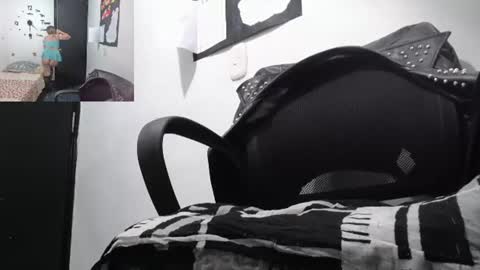 Snapshot of skarleth_diaz chatting on August 1, 3:28 am SKARLETH online show from August 1, 3:28 am