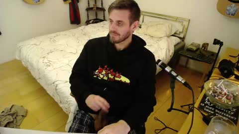 skatejocke online show from December 5, 1:14 am