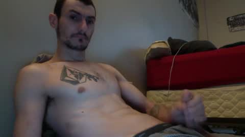 Snapshot of skaterpunk_1992 chatting on July 19, 11:47 am skaterpunk_1992 online show from July 19, 11:47 am