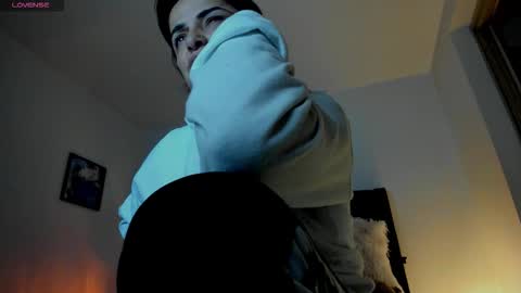 Skay online show from March 5, 2:18 am