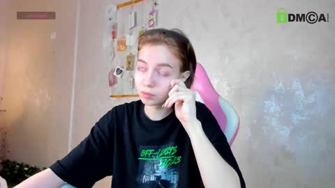 Emily online show from November 21, 1:15 am