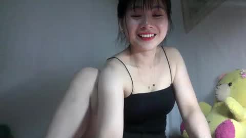 Snapshot of skie1111 chatting on May 5, 4:31 am Shie online show from May 5, 4:31 am