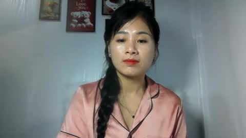 Snapshot of skie1111 chatting on June 7, 11:52 pm Shie online show from June 7, 11:52 pm