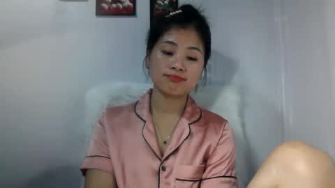 Snapshot of skie1111 chatting on June 11, 3:21 pm Shie online show from June 11, 3:21 pm