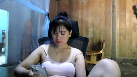 Snapshot of skie1111 chatting on August 8, 5:09 am Shie online show from August 8, 5:09 am