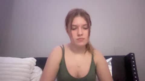 skiimaskabby online show from February 6, 8:29 am