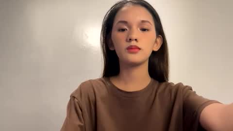 Skinny Liya online show from April 23, 8:46 am