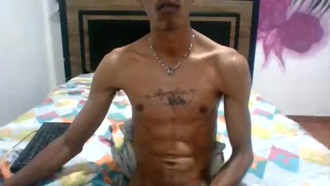 Snapshot of skinny_long_cock chatting on June 3, 5:43 am Albert online show from June 3, 5:43 am