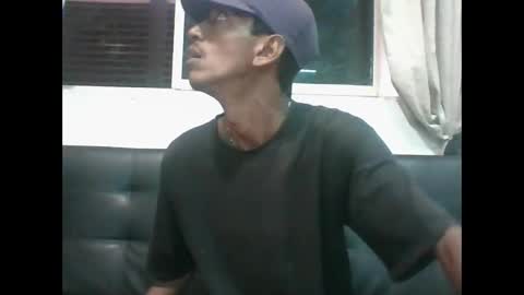 Snapshot of skinny_long_cock chatting on June 10, 4:01 am Albert online show from June 10, 4:01 am