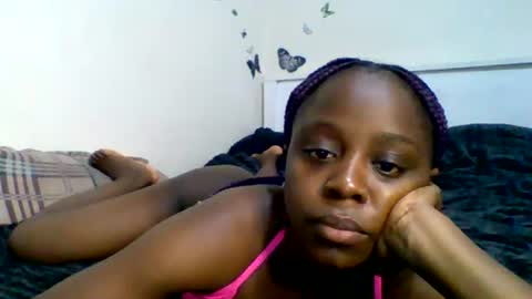 Snapshot of skinny_petite18 chatting on July 27, 5:09 pm Munah online show from July 27, 5:09 pm