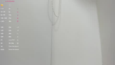   online show from October 26, 11:27 am