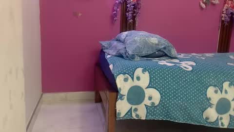 Snapshot of skinnybarbie022 chatting on September 13, 1:49 am barbi online show from September 13, 1:49 am