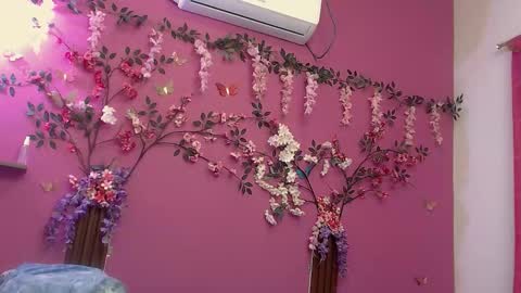 Snapshot of skinnybarbie022 chatting on September 17, 1:40 am barbi online show from September 17, 1:40 am