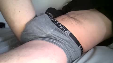 Snapshot of skinnyboi454 chatting on February 16, 9:27 pm skinnyboi454 online show from February 16, 9:27 pm