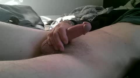 Snapshot of skinnyboi454 chatting on June 21, 11:13 am skinnyboi454 online show from June 21, 11:13 am