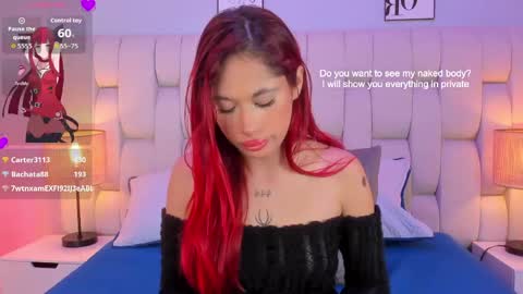 Snapshot of skinnyfoxyy chatting on April 16, 10:56 pm Foxy online show from April 16, 10:56 pm