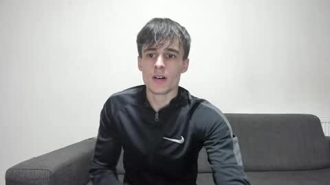 Snapshot of skinnyguywithbigd chatting on January 9, 8:44 pm skinnyguywithbigd online show from January 9, 8:44 pm