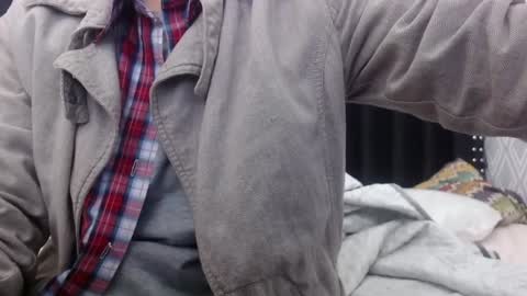 Snapshot of skinnyneighbour_ chatting on January 1, 12:22 pm Karla online show from January 1, 12:22 pm