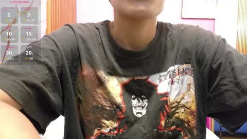 Snapshot of skinnyneighbour_ chatting on June 2, 2:57 am Karla online show from June 2, 2:57 am