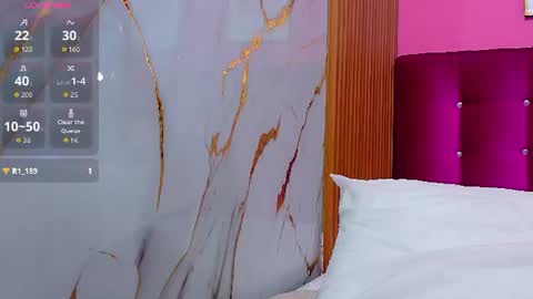 Snapshot of skinnyneighbour_ chatting on July 23, 6:44 am Karla online show from July 23, 6:44 am