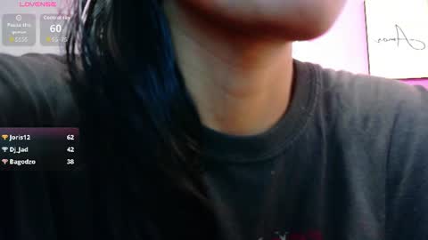 Snapshot of skinnyneighbour_ chatting on July 24, 3:04 am Karla online show from July 24, 3:04 am