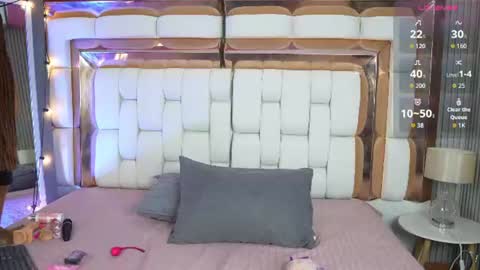 SAMANTHA  online show from June 10, 2:23 am