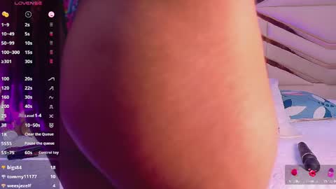 SAMANTHA  online show from June 11, 2:53 am