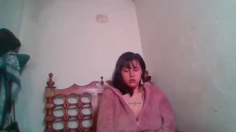 Skin online show from November 21, 9:41 am